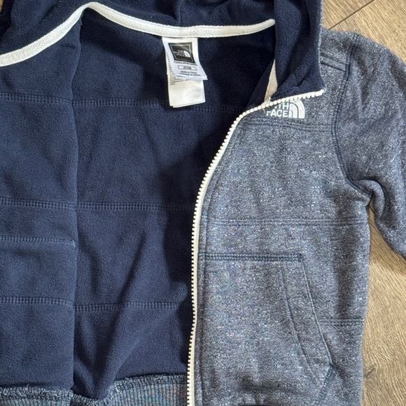 The North Face Hooded Lined Sweatshirt - 4T - Picture 3 of 5